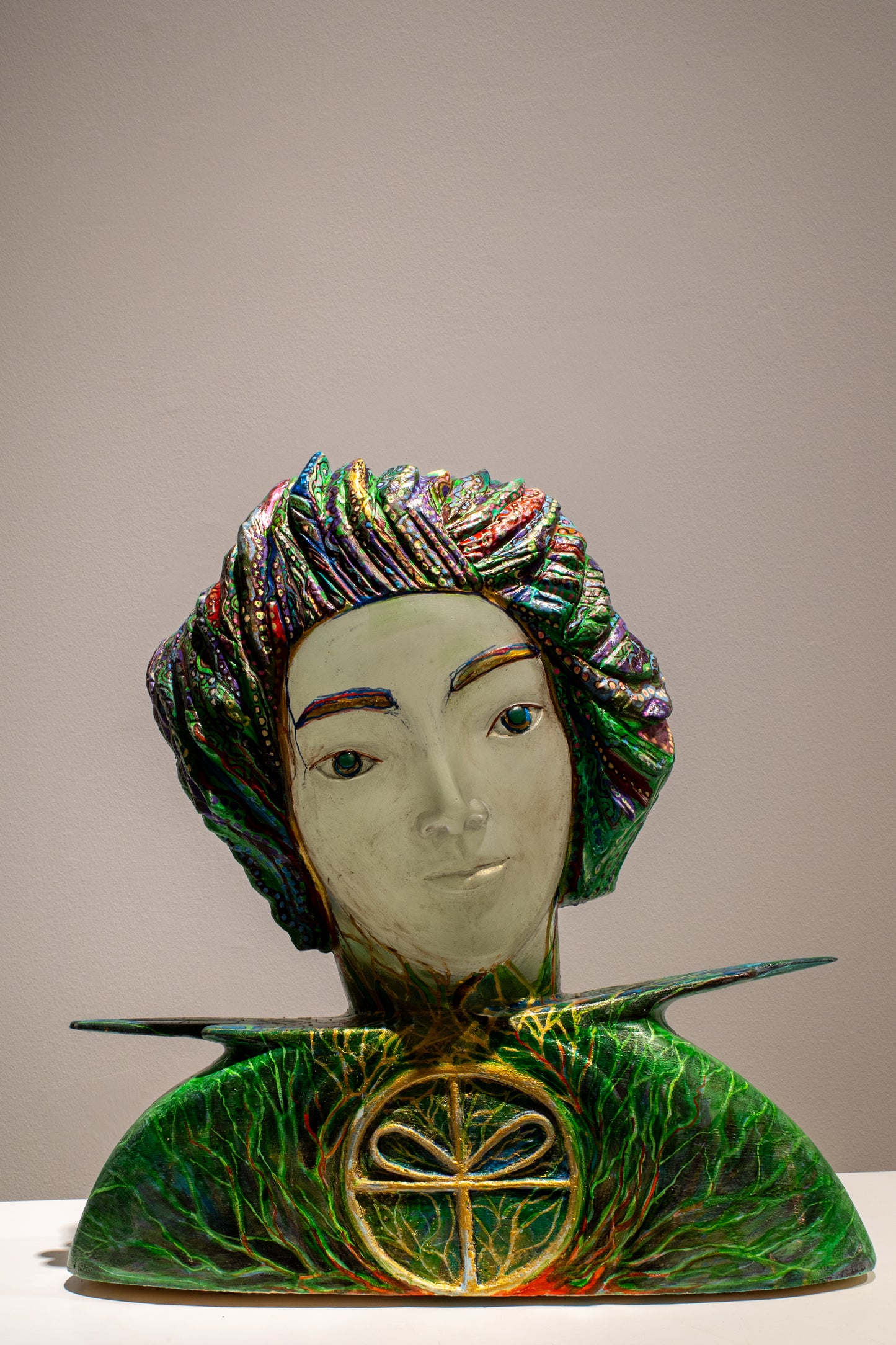 SİMYACI 2    2026 43x40x18 cm   ahşap, cam yontu, boya