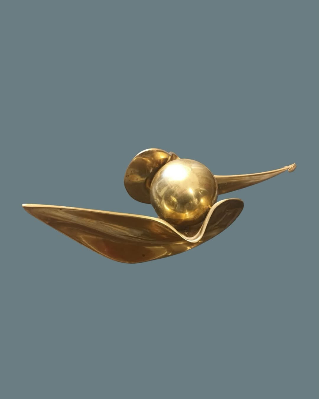 Ali Ghahari - “Reciprocal Hope” 31 x 22 x 13cm - Bronz 2018